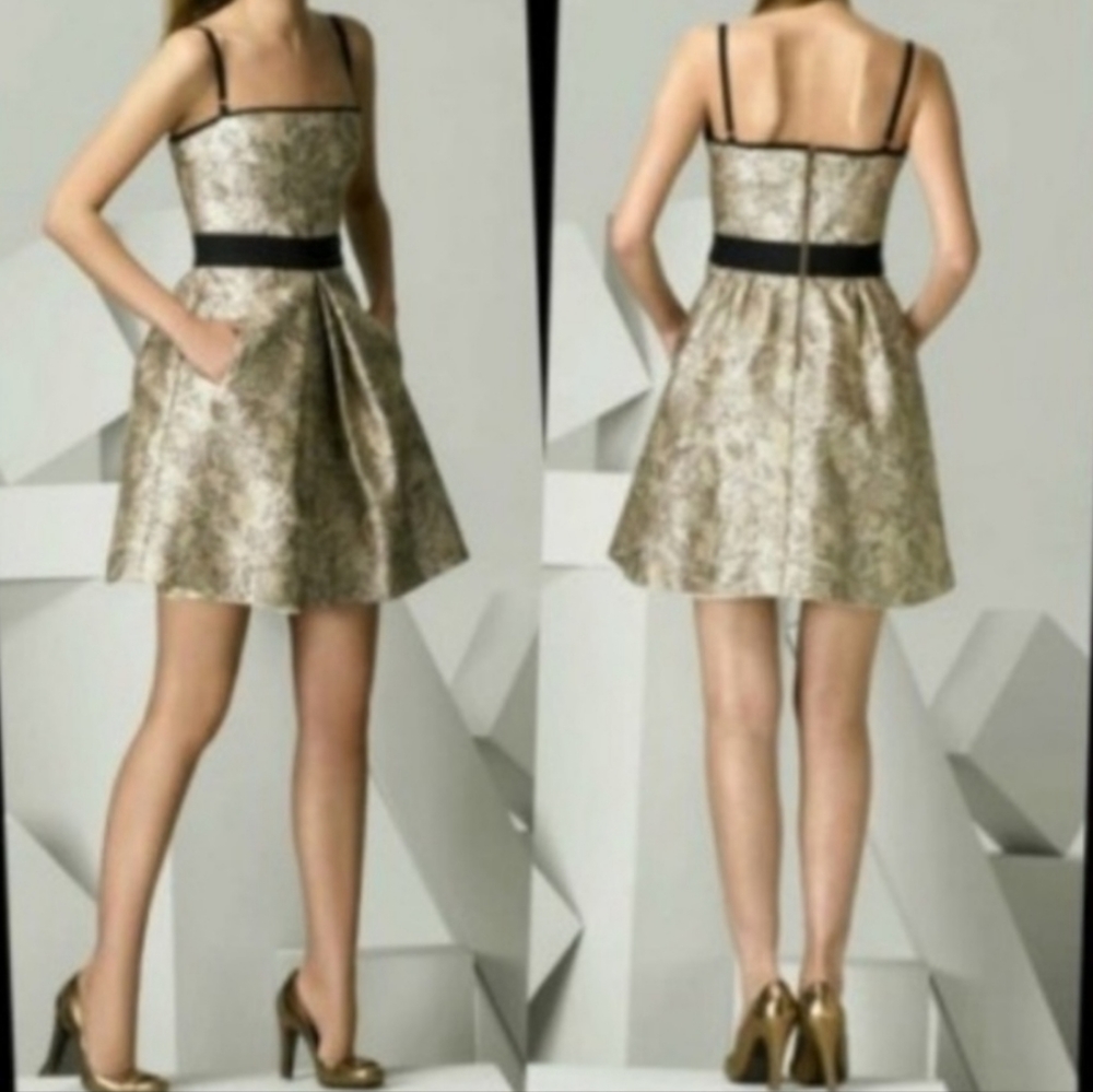 Dolce & Gabbana Size 42 Gold Leaf Dress